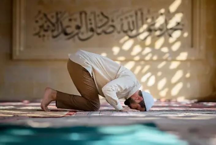 Tata Cara Sholat Yang Diajarkan Nabi Muhammad ﷺ